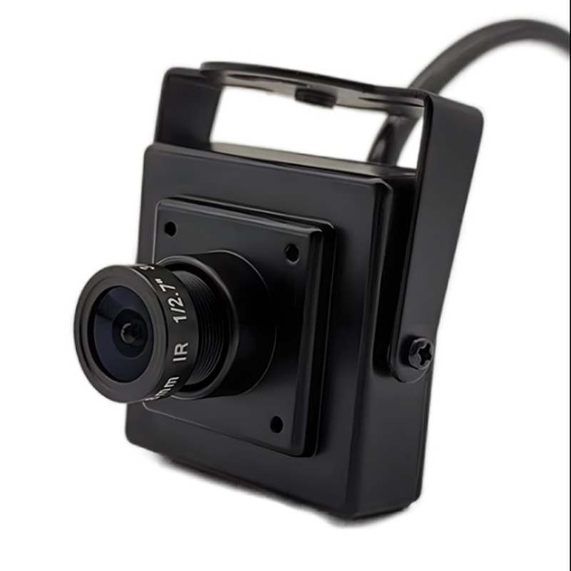 Starlight frontzichtcamera met nachtzicht in kleur en IP69K voor bedrijfsvoertuigen